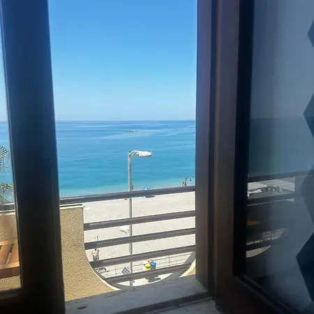 La Finestra Di Anna Sul Mare Appartement Capo dʼOrlando